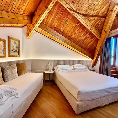 La Bussola Hotel