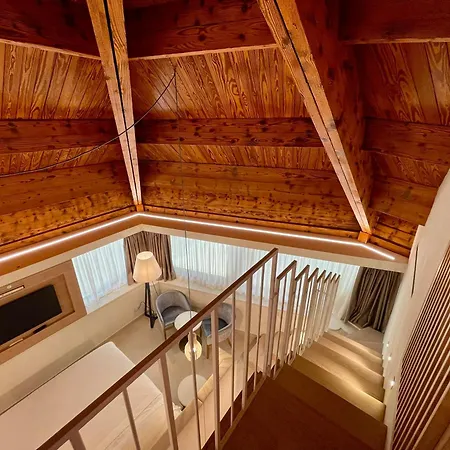 La Bussola Szálloda 4*