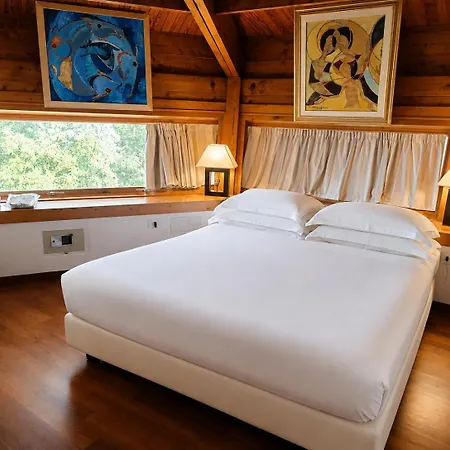 Hotel La Bussola 4*